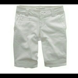 White Aeropostale shorts size 1/2